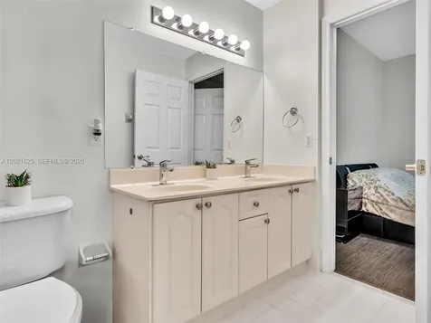7085 Nova Drive Davie FL 33317