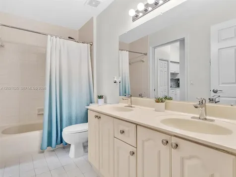 7085 Nova Drive Davie FL 33317