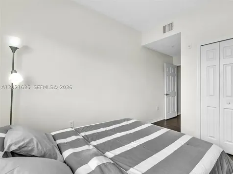 7085 Nova Drive Davie FL 33317