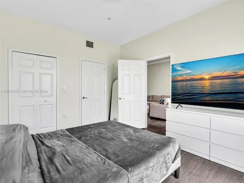 7085 Nova Drive Davie FL 33317
