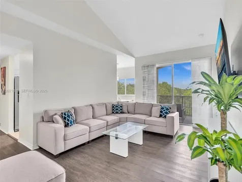 7085 Nova Drive Davie FL 33317