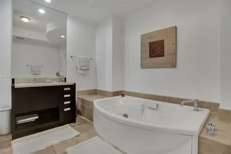18201 Collins Avenue Sunny Isles Beach FL 33160