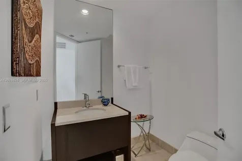 18201 Collins Avenue Sunny Isles Beach FL 33160