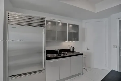 18201 Collins Avenue Sunny Isles Beach FL 33160