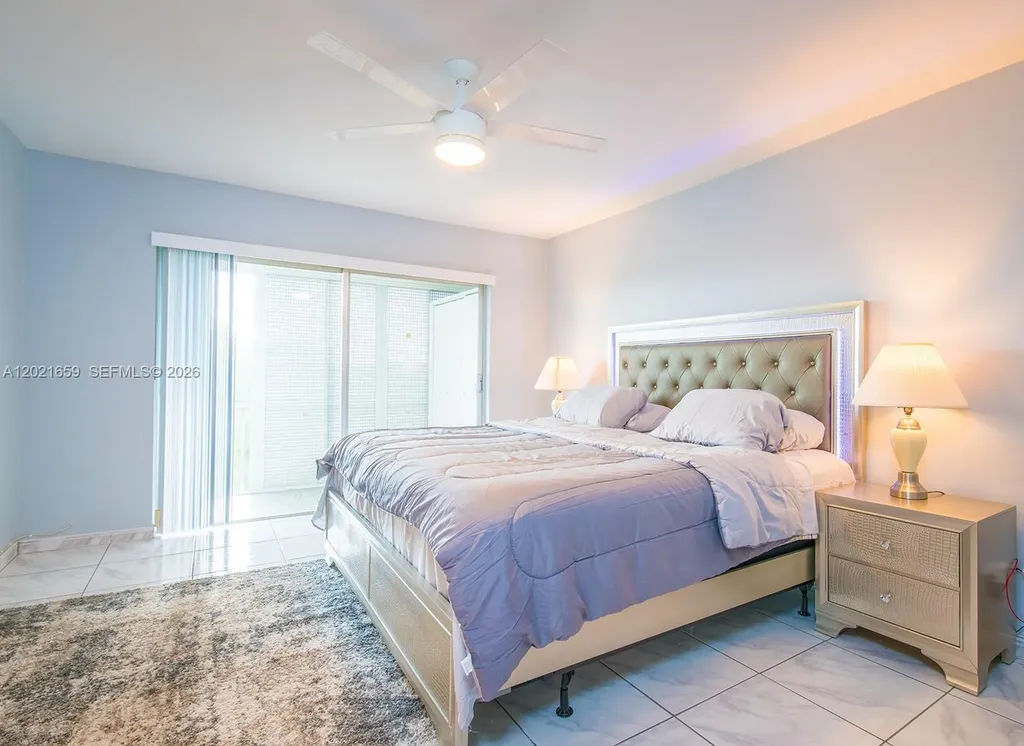 4650 Washington Street Hollywood FL 33021
