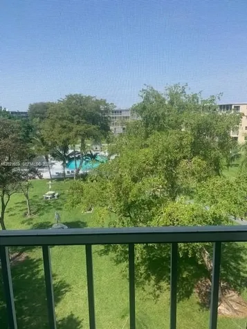 4650 Washington Street Hollywood FL 33021