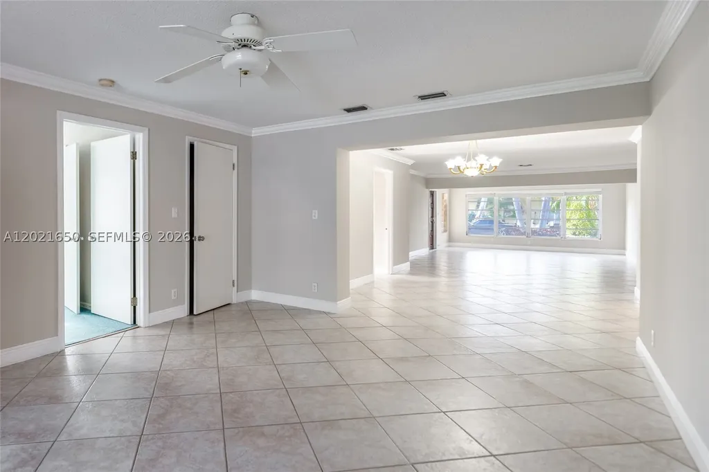 947 Lincoln Street Hollywood FL 33019
