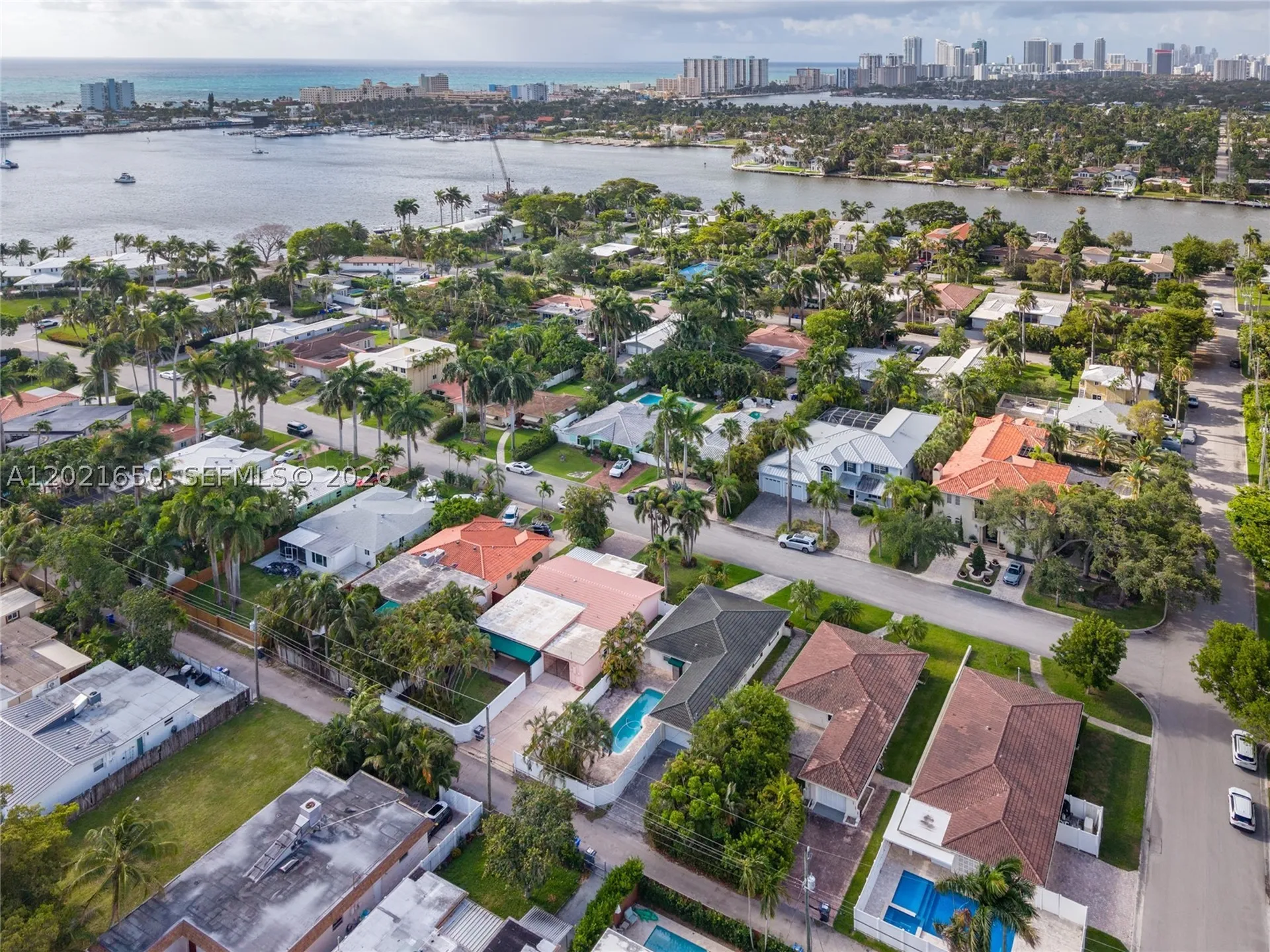 947 Lincoln Street Hollywood FL 33019