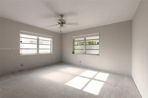 947 Lincoln Street Hollywood FL 33019