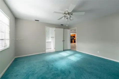 947 Lincoln Street Hollywood FL 33019