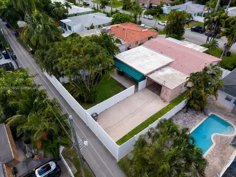 947 Lincoln Street Hollywood FL 33019