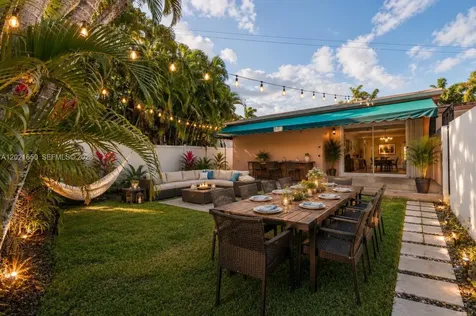 947 Lincoln Street Hollywood FL 33019