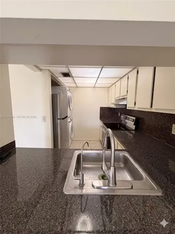10038 Winding Lake South Miami FL 33351-5841