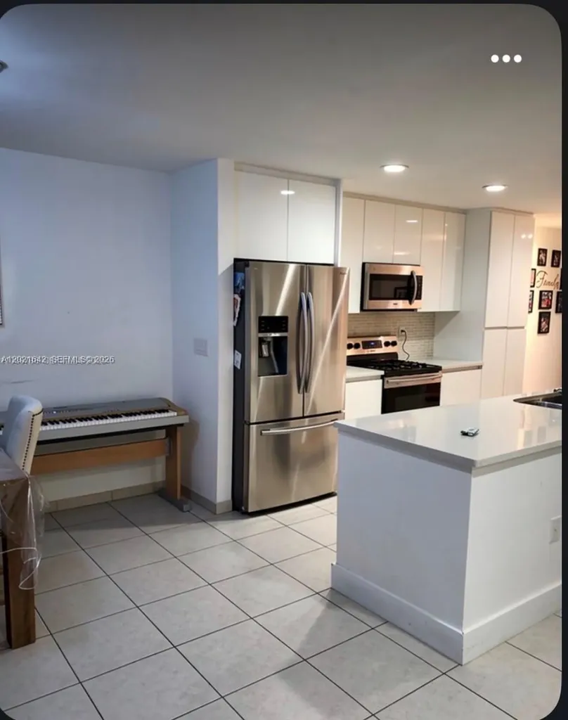 3301 NW Raleigh Street Hollywood FL 33024