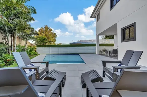 7800 SW 9th Terrace Miami FL 33144