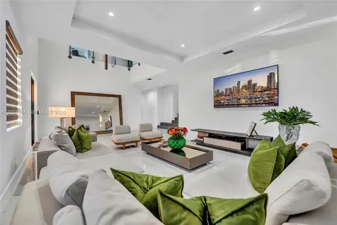 7800 SW 9th Terrace Miami FL 33144