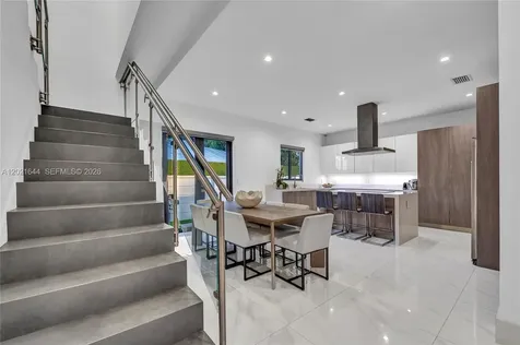 7800 SW 9th Terrace Miami FL 33144