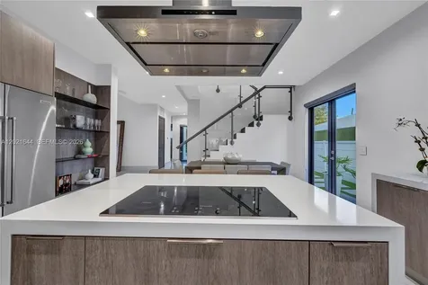 7800 SW 9th Terrace Miami FL 33144