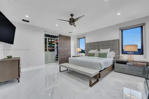 7800 SW 9th Terrace Miami FL 33144