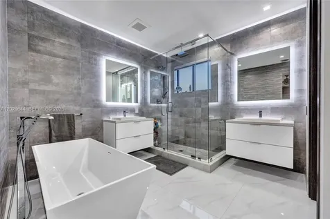 7800 SW 9th Terrace Miami FL 33144