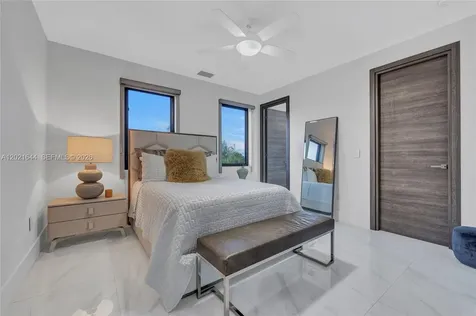 7800 SW 9th Terrace Miami FL 33144