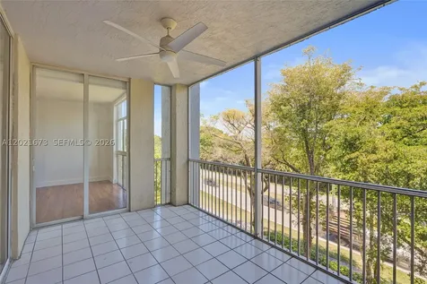 9725 NW 52nd Street Doral FL 33178