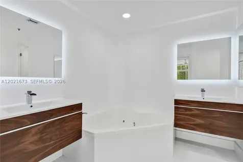 9725 NW 52nd Street Doral FL 33178