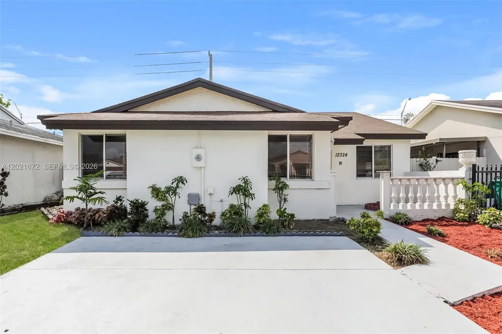 12324 SW 198th Street Miami FL 33177