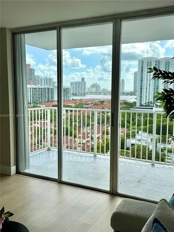 2851 NE 183rd Street Aventura FL 33160