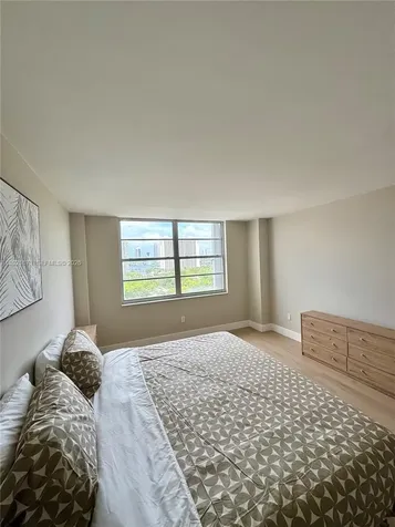 2851 NE 183rd Street Aventura FL 33160