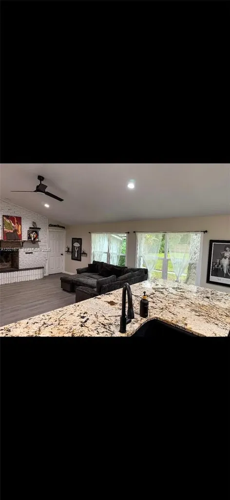 370 Hand Avenue Other City - In The State Of Florida FL 32174
