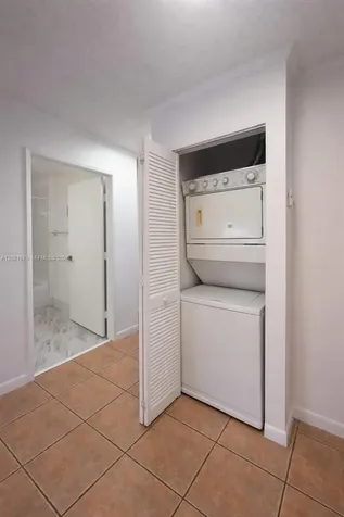 15761 SW 137 Avenue Miami FL 33177