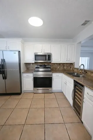 15761 SW 137 Avenue Miami FL 33177