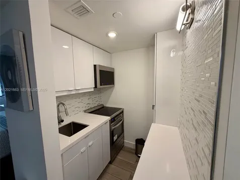 Aventura FL 33160