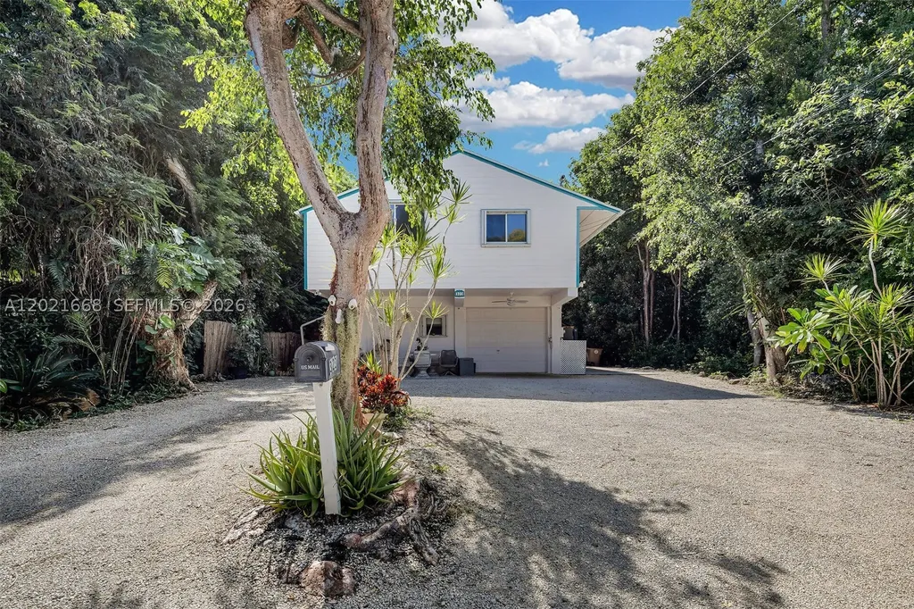 323 Bay View Avenue Key Largo FL 33037