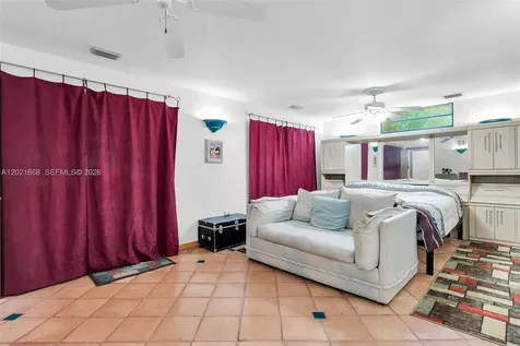 323 Bay View Avenue Key Largo FL 33037