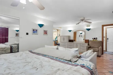 323 Bay View Avenue Key Largo FL 33037