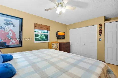 323 Bay View Avenue Key Largo FL 33037