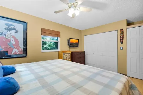 323 Bay View Avenue Key Largo FL 33037