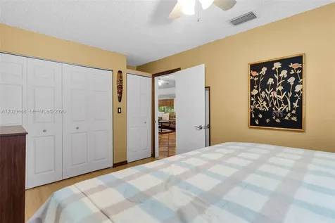 323 Bay View Avenue Key Largo FL 33037