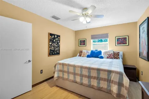 323 Bay View Avenue Key Largo FL 33037