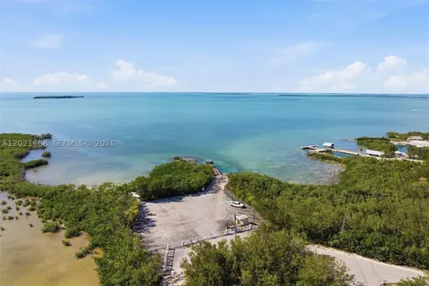 323 Bay View Avenue Key Largo FL 33037