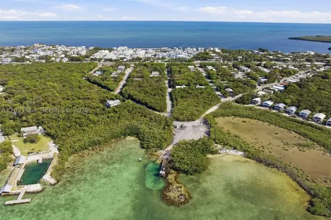 323 Bay View Avenue Key Largo FL 33037