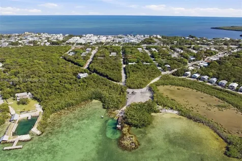 323 Bay View Avenue Key Largo FL 33037