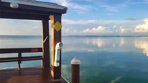323 Bay View Avenue Key Largo FL 33037