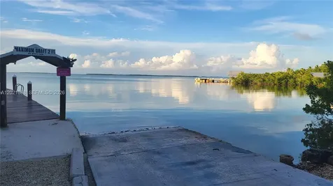 323 Bay View Avenue Key Largo FL 33037