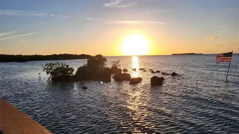 323 Bay View Avenue Key Largo FL 33037