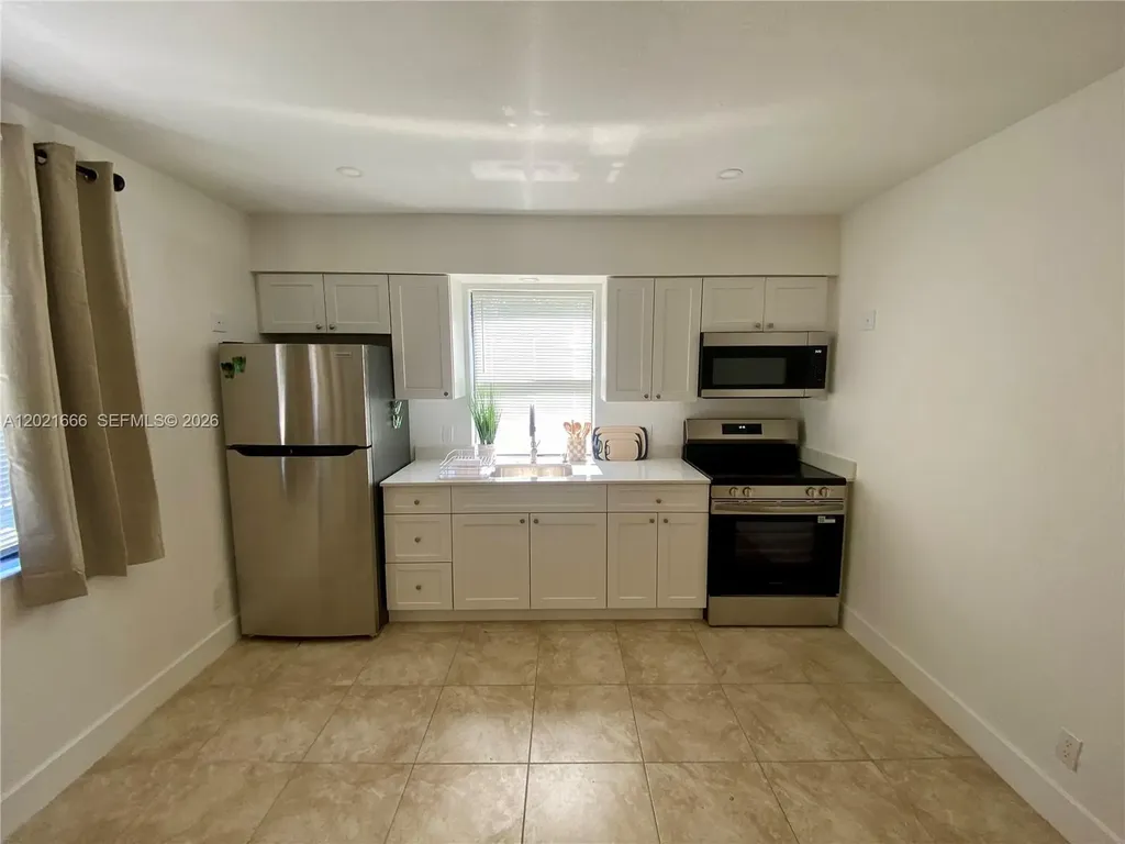 1112 N 61st Terrace Hollywood FL 33024