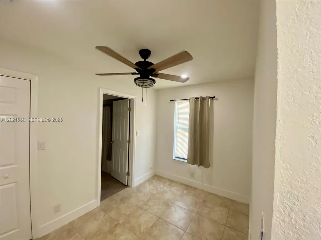 1112 N 61st Terrace Hollywood FL 33024