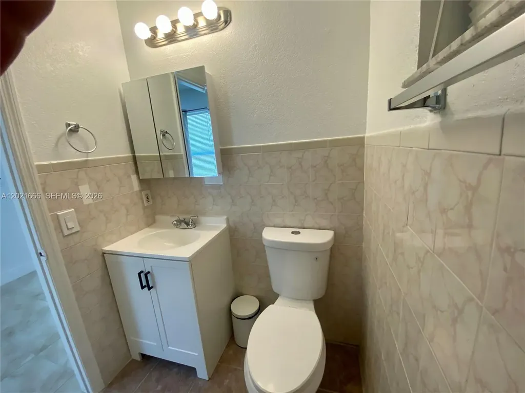 1112 N 61st Terrace Hollywood FL 33024
